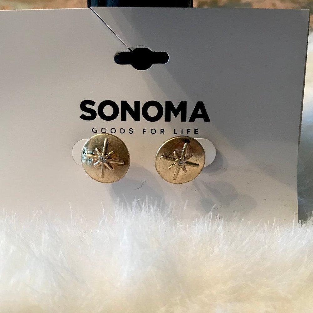 SONOMA GOLD SNOWFLAKE DESIGN EARRINGS NWT